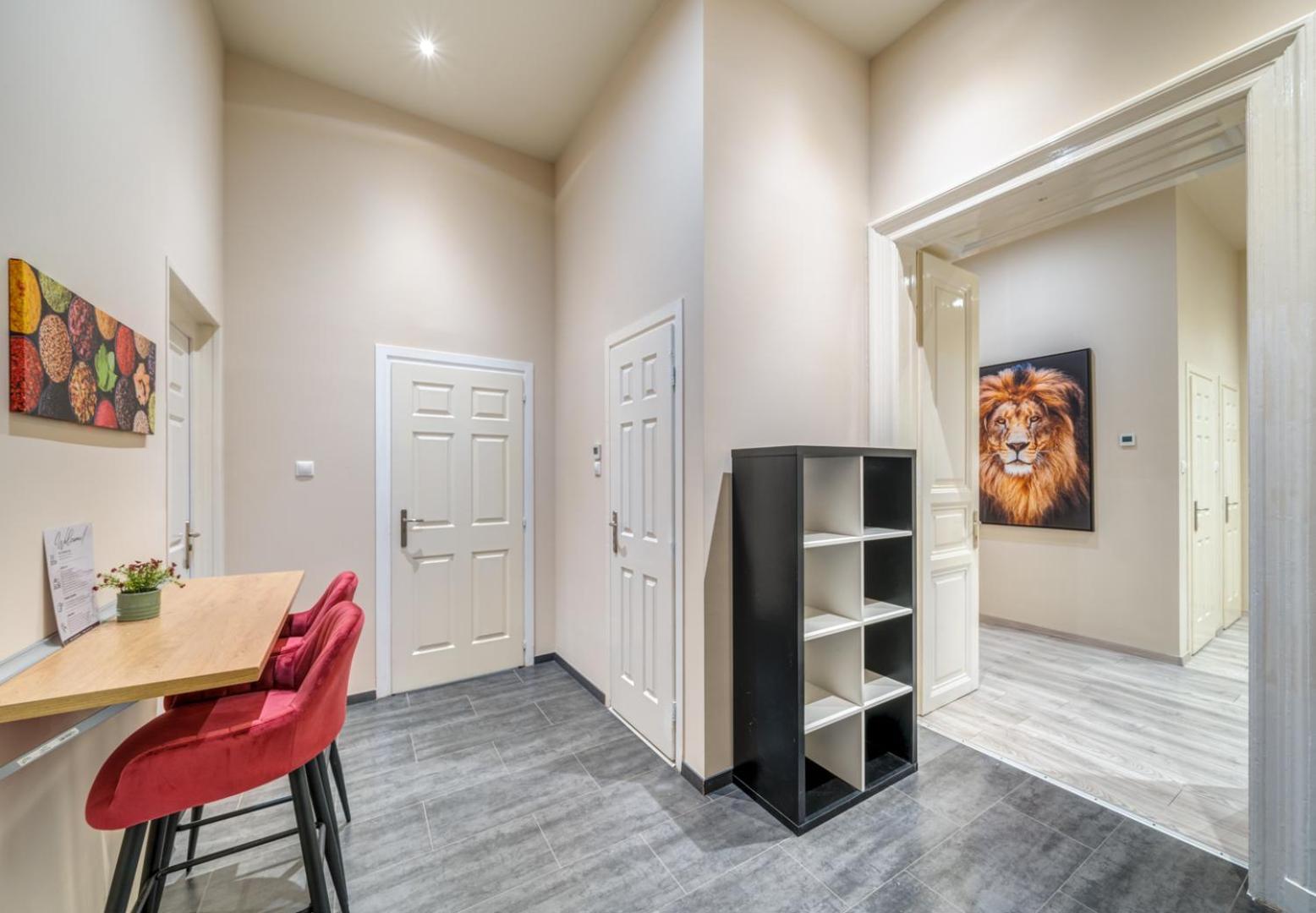 Downtown Delight - Erzsebet Blvd - 13 Ppl Appartement