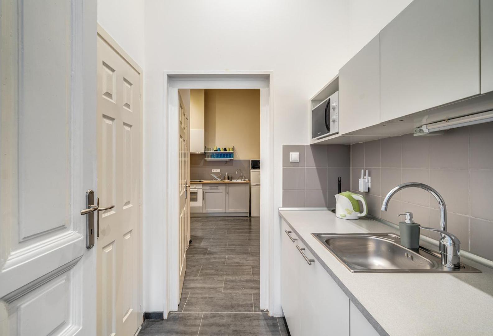 Downtown Delight - Erzsebet Blvd - 13 Ppl Appartement